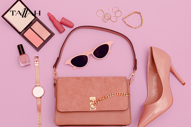 كيفية اختيار الاكسسوارات مع الملابس 