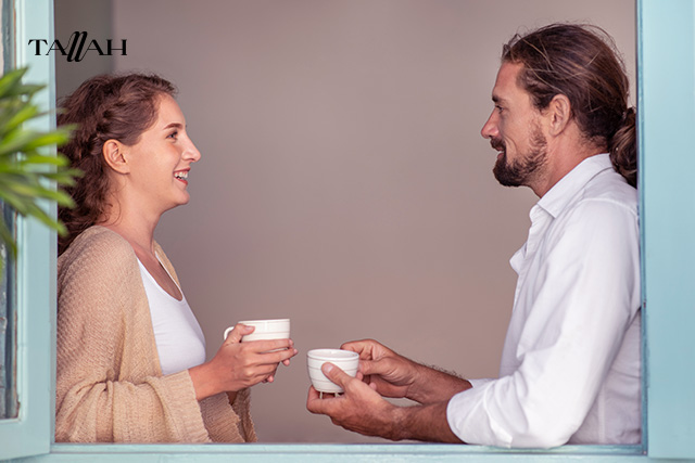 من يبدأ بالصلح بين المخطوبين