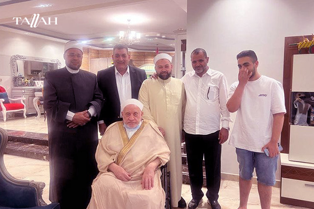 أبناء الدكتور أحمد عمر هاشم