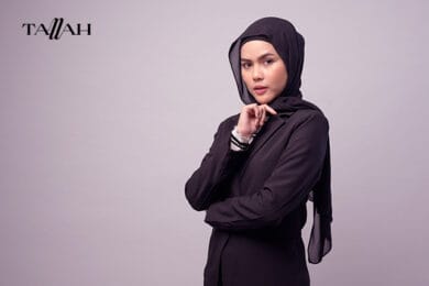 لون الحجاب المناسب لفستان أسود