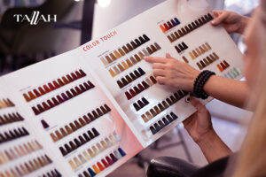 كيفية اختيار لون صبغة الشعر المناسبة؟