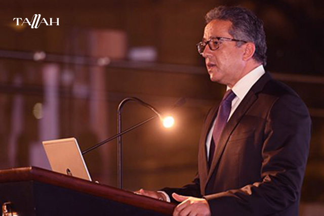 خالد العنانى