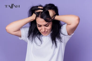 زيت إكليل الجبل كعلاج طبيعي لقشرة الرأس 