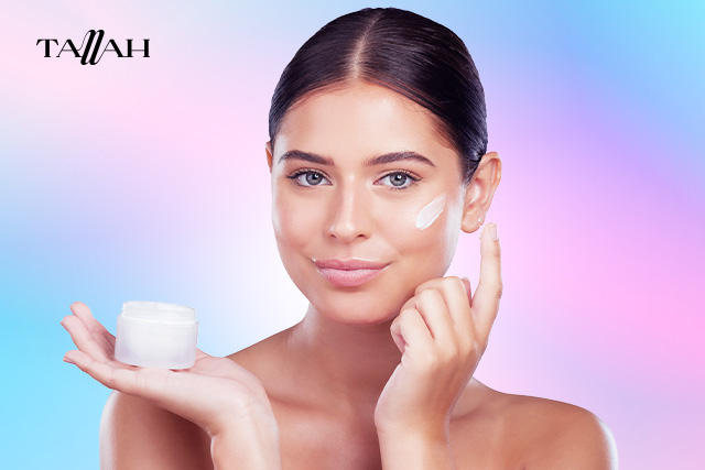 كيف أزيل قشور الوجه بعد التقشير