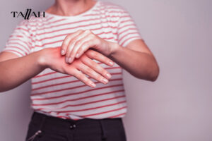 سبب تنميل اليد اليمنى أثناء النوم